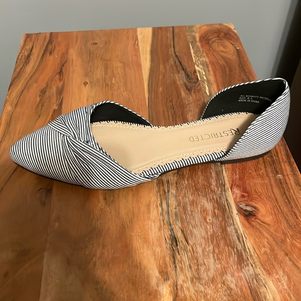 Never worn flat